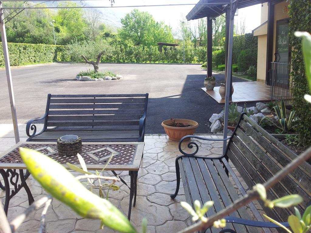 Hotel Piscina La Suite Prossedi Exterior photo